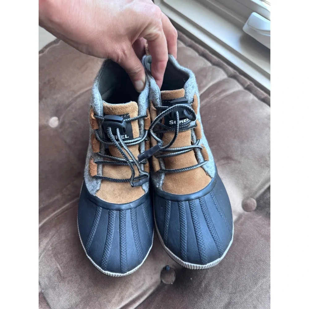 Sorel Out N About III Classic Waterproof Duck Boots Grey Brown Women Size 5